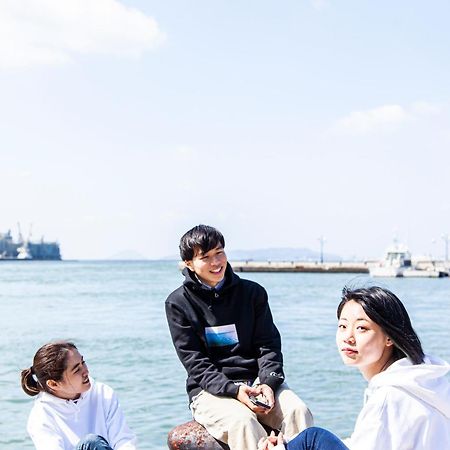 Fukuoka Guesthouse Ship Exterior photo